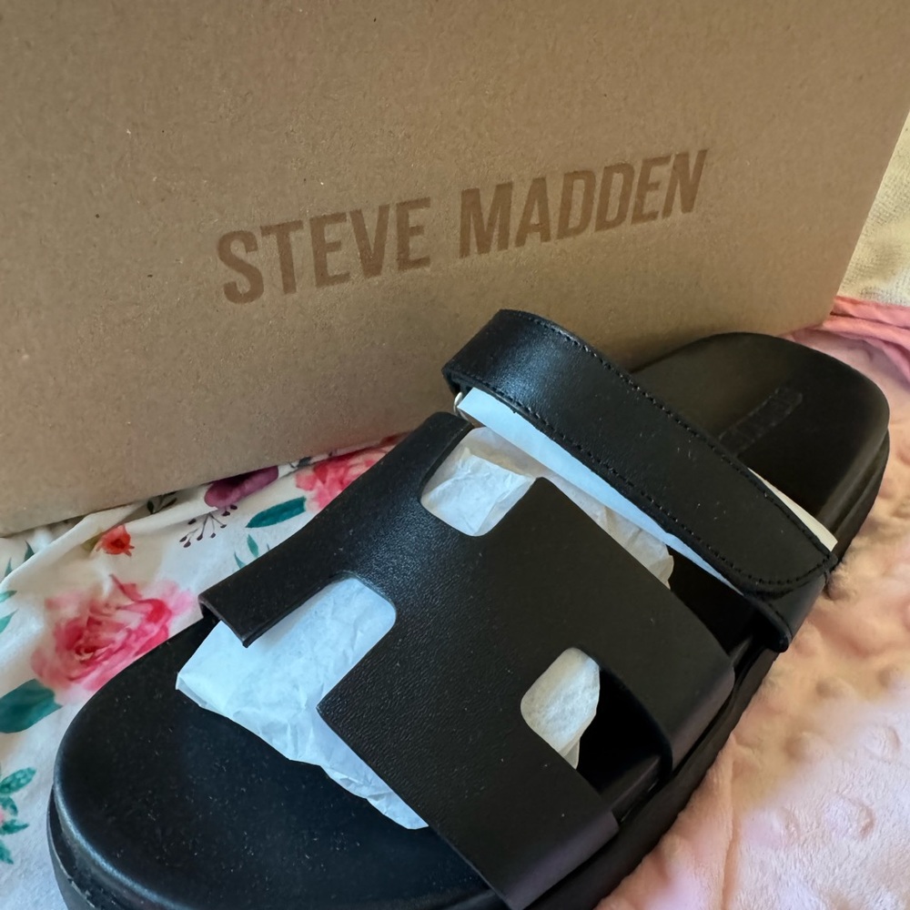 Steve Madden Black Slide Sandals